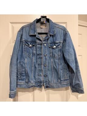 #73 EVERLANE Jean Jacket Sz. Medium PTP 22”
